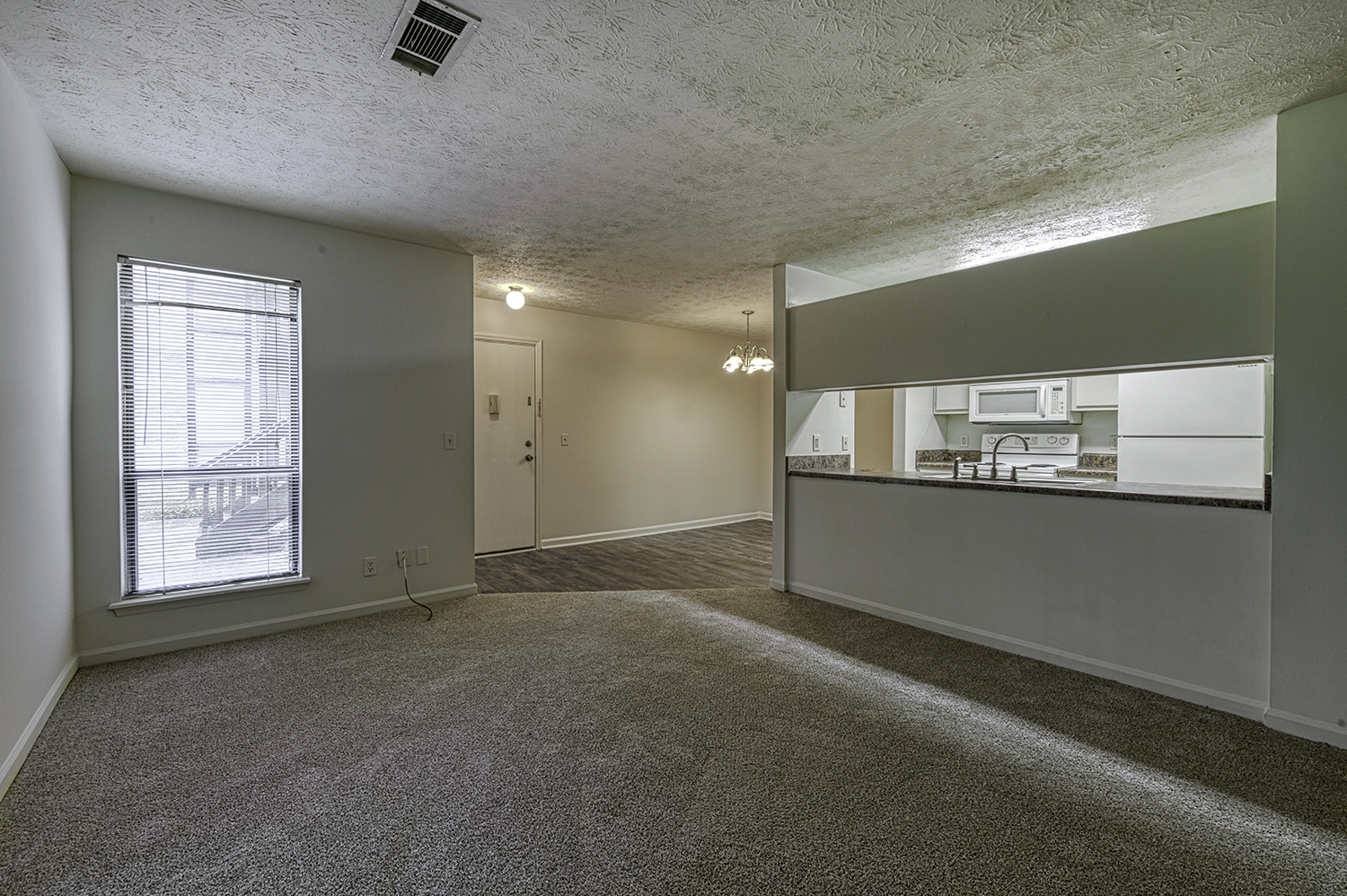 Castlegate Windsor Park The Multifamily Advisory Group at Cushman